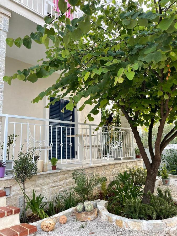 Villa Tani'S House à Saranda Extérieur photo